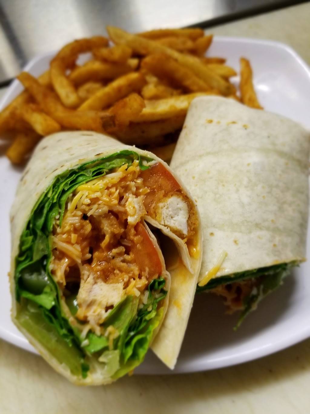 Hogs Haus Sports Bar & Grill | restaurant | 810 OFallon Rd, Weldon Spring, MO 63304, USA | 6363290006 OR +1 636-329-0006