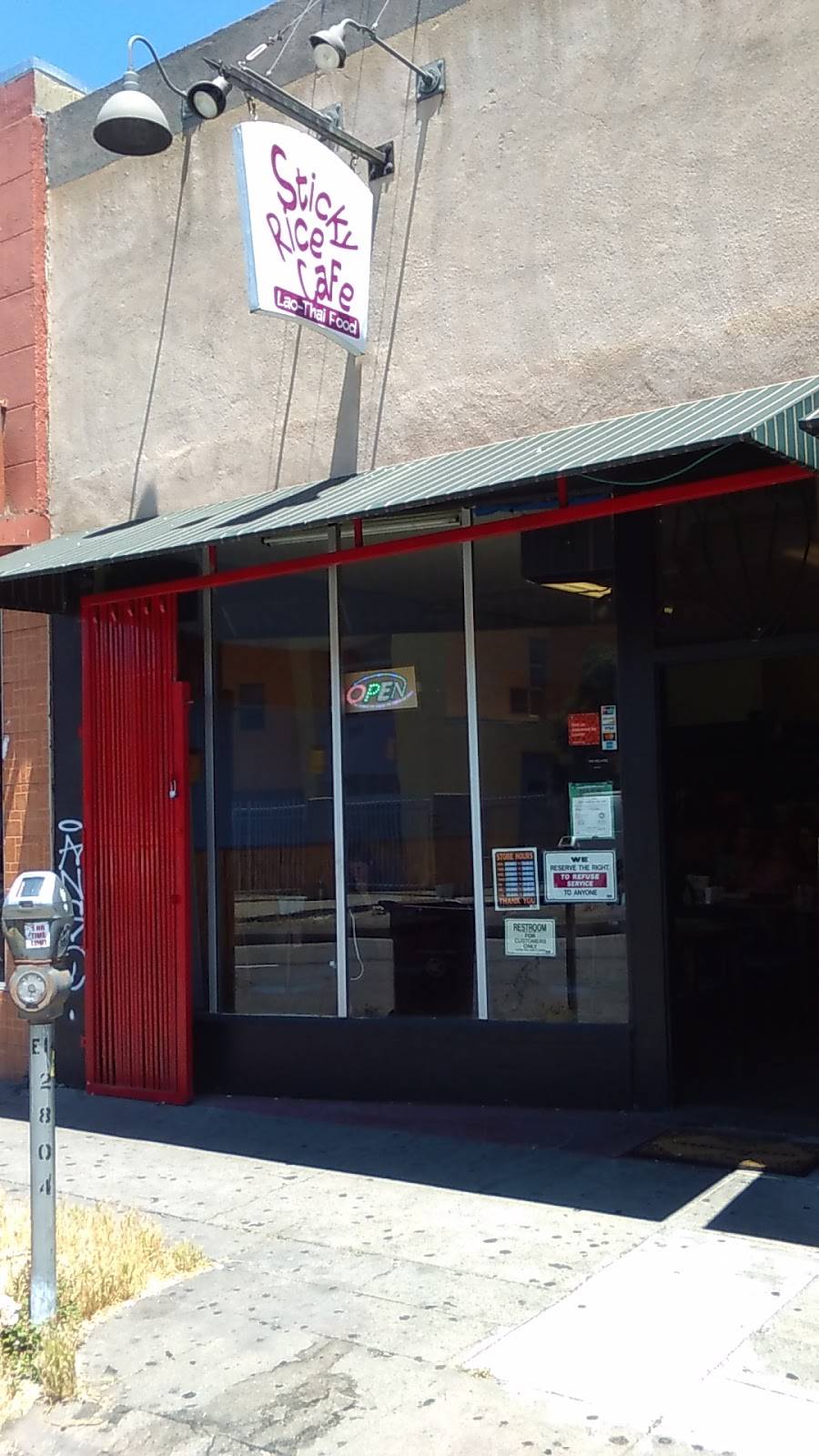 Sticky Rice Cafe | cafe | 2810 International Blvd, Oakland, CA 94601, USA | 5105364605 OR +1 510-536-4605