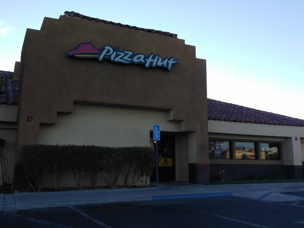 Pizza Hut | restaurant | 14582 Palmdale Rd, Victorville, CA 92392, USA | 7602414111 OR +1 760-241-4111
