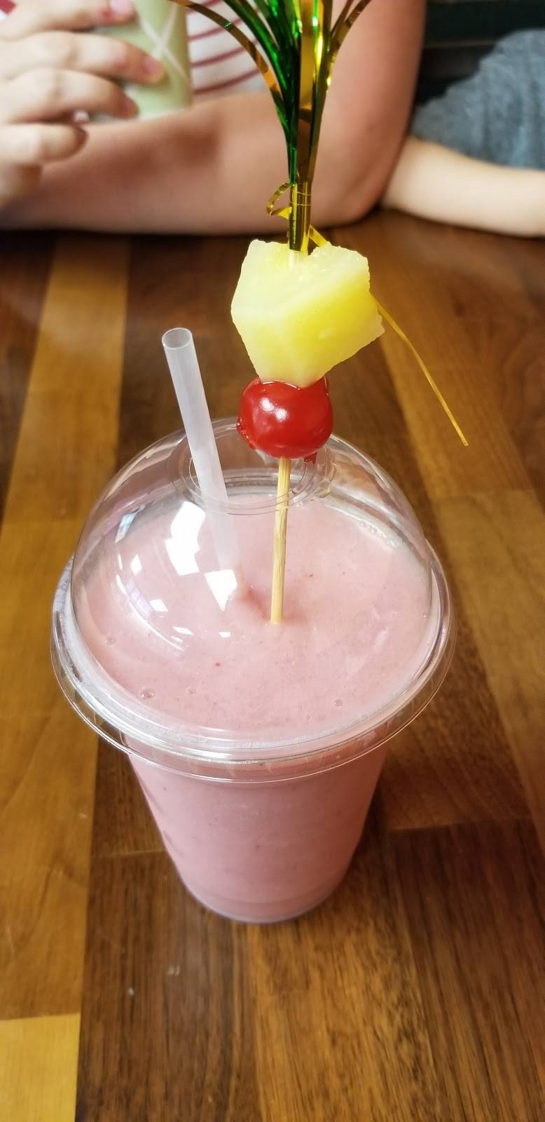 Paradise Island Grill & Ice Cream | restaurant | 2821 N Ballard Rd, Appleton, WI 54911, USA | 9207308555 OR +1 920-730-8555