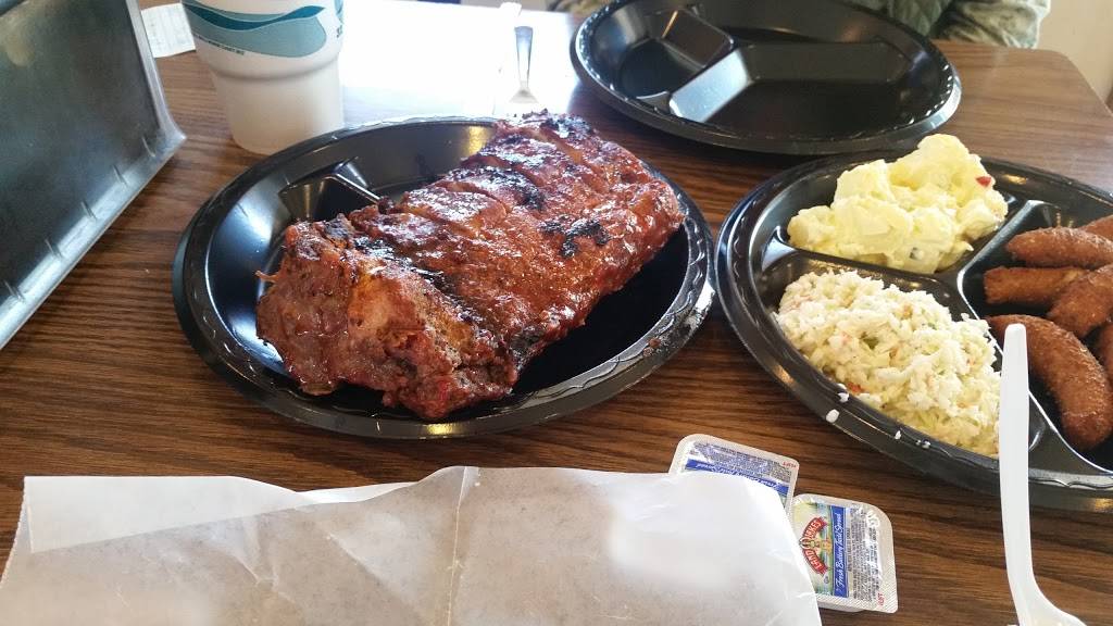 Pecks Bar B Que | restaurant | 477 Lee Jackson Hwy, Staunton, VA 24401, USA | 5408864647 OR +1 540-886-4647