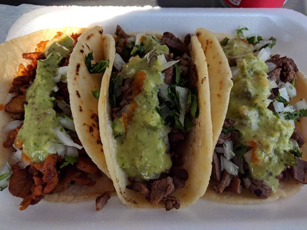 El Tacorin | restaurant | 8215 S Broadway, Los Angeles, CA 90003, USA | 3237782818 OR +1 323-778-2818