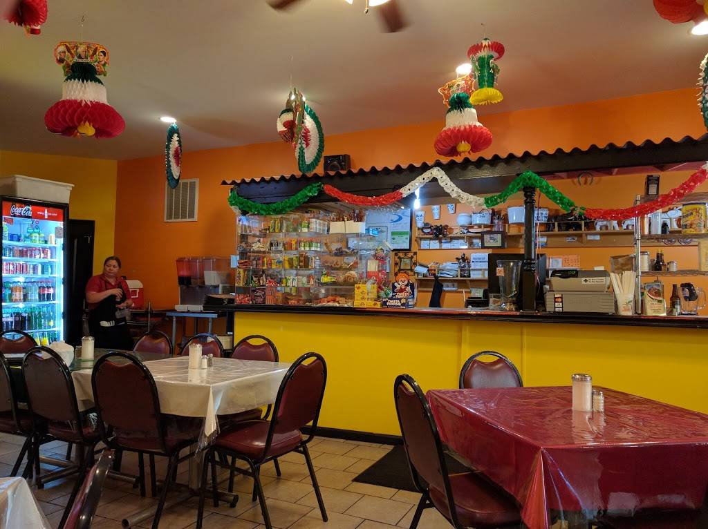 Antojitos Dona Maria | restaurant | 6121 S Archer Rd, Summit, IL 60501, USA | 7089245167 OR +1 708-924-5167