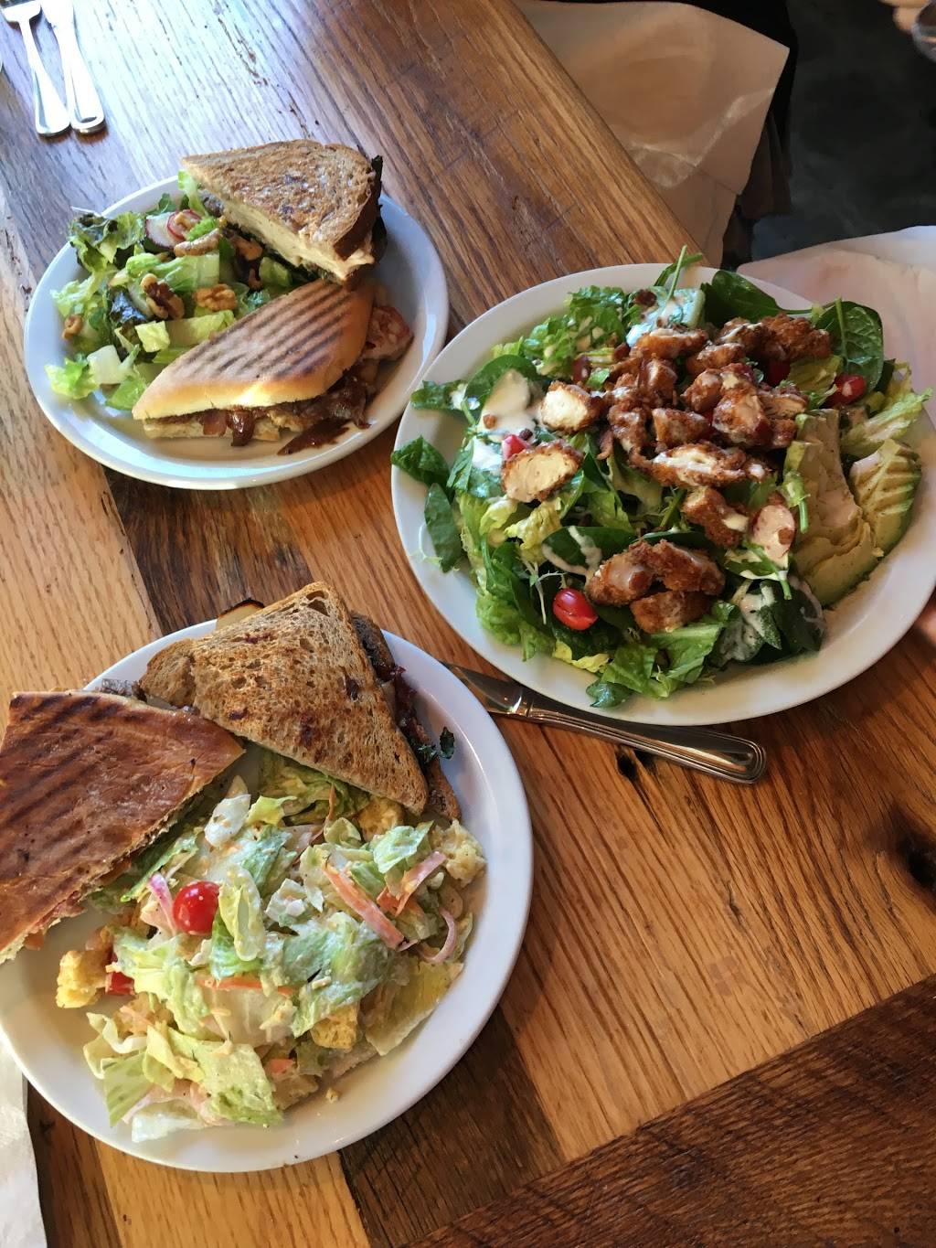 Brick & Tin | restaurant | 2901 Cahaba Rd, Mountain Brook, AL 35223, USA | 2055027971 OR +1 205-502-7971