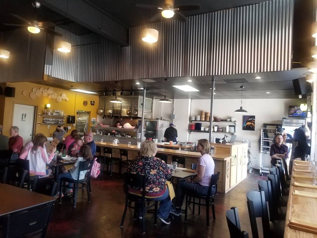 Lucky Dumpling | restaurant | 26 S Wahsatch Ave, Colorado Springs, CO 80903, USA | 7194185843 OR +1 719-418-5843