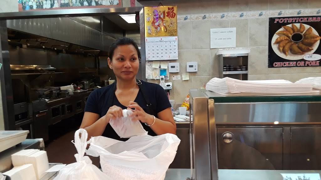 Panda Palace | restaurant | 16665 Lakeshore Dr # D, Lake Elsinore, CA 92530, USA | 9516092288 OR +1 951-609-2288