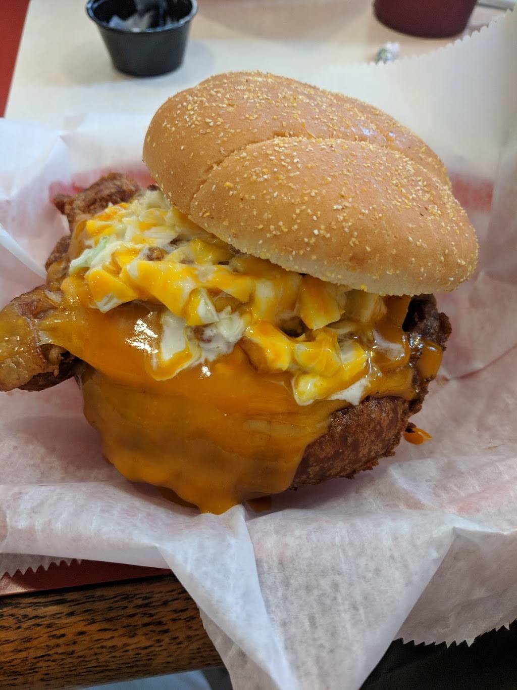 Quarter Mile Diner | restaurant | 69 Wardensville Industrial Park Rd, Wardensville, WV 26851, USA | 3048743066 OR +1 304-874-3066