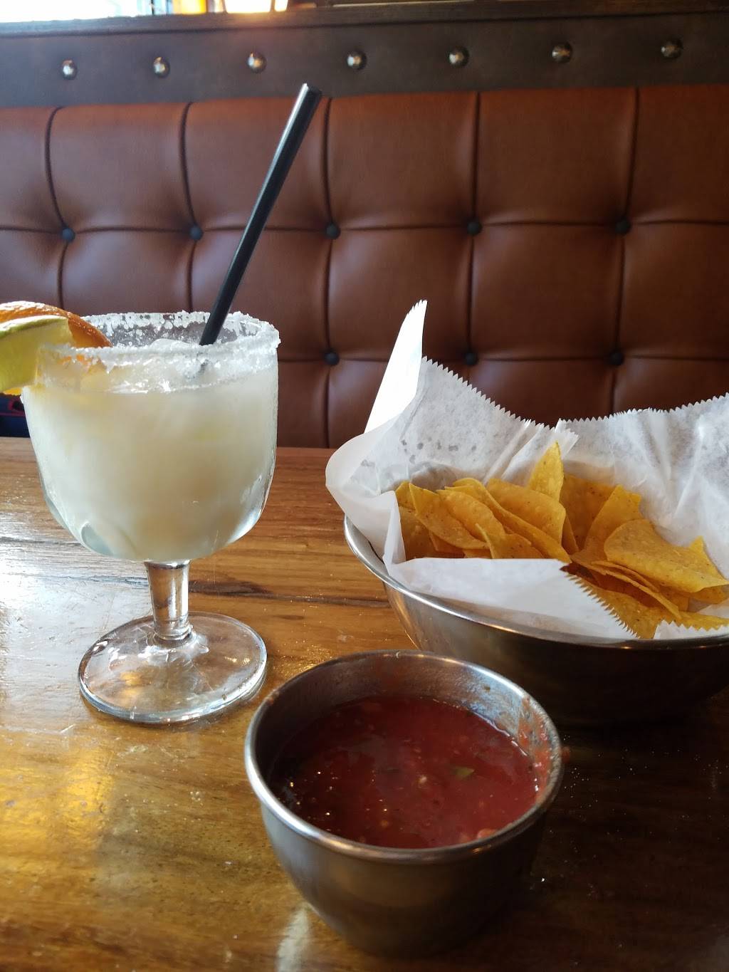 Plaza Azteca | restaurant | PLAZA AZTECA, 552 Broadway, Methuen, MA 01844, USA | 9787940908 OR +1 978-794-0908