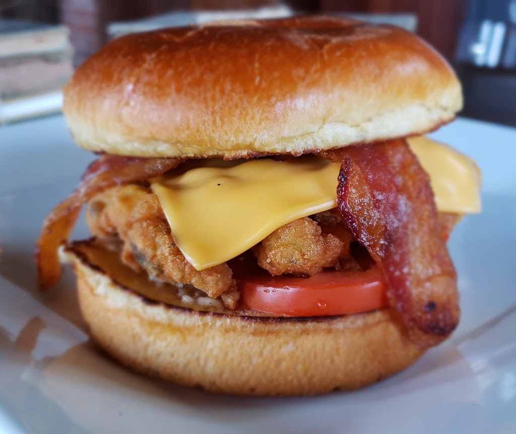 Kriegers Grill | restaurant | 5546 Chestnut St, St Charles, MO 63304, USA | 6362330273 OR +1 636-233-0273