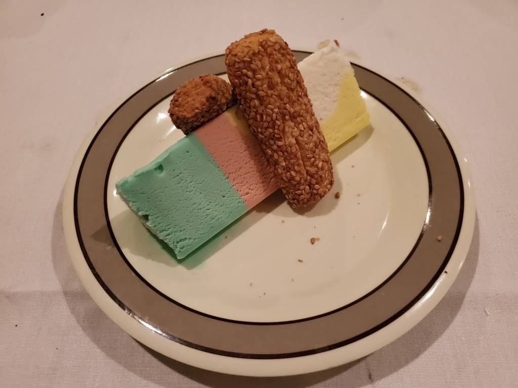 Charlies Steak House | restaurant | 4510 Dryades St, New Orleans, LA 70115, USA | 5048959323 OR +1 504-895-9323