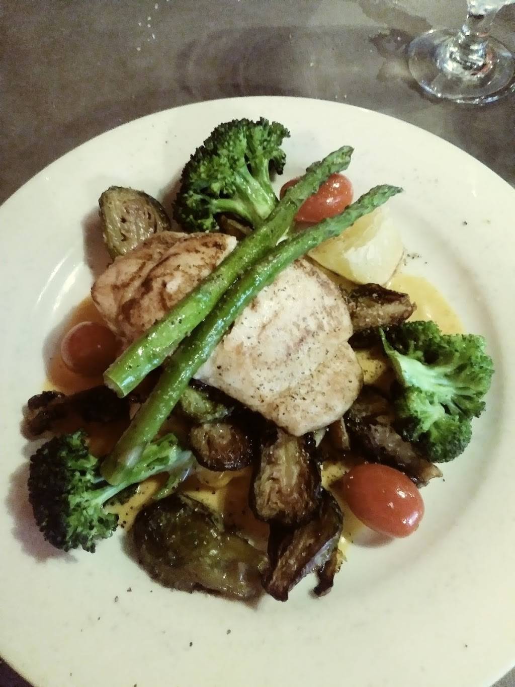 Antoines Restaurant | restaurant | 1100 N Tuttle Ave, Sarasota, FL 34237, USA | 9413311400 OR +1 941-331-1400