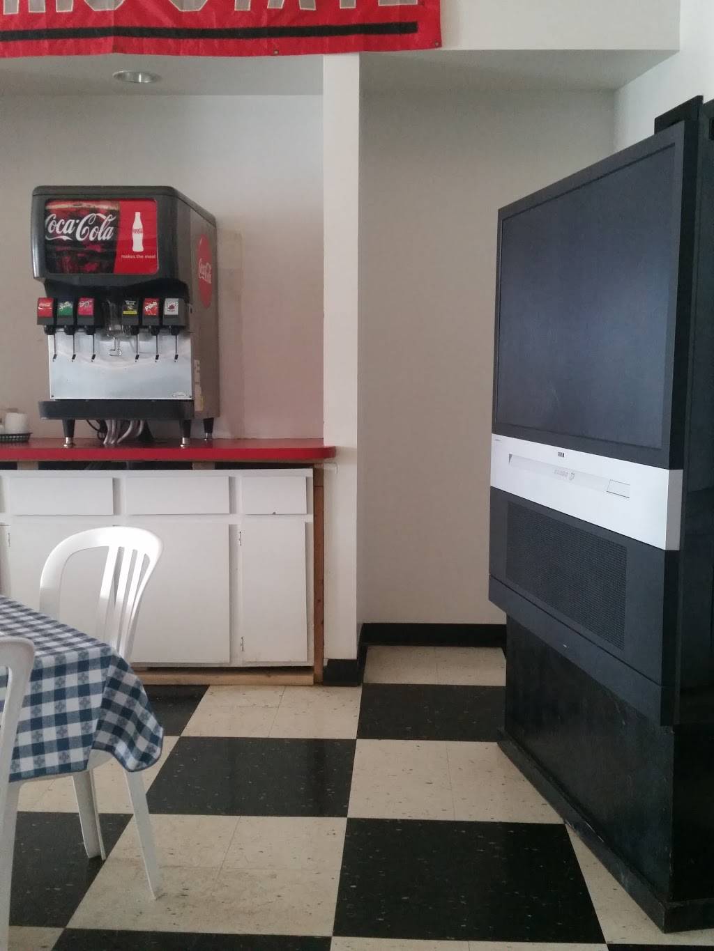 B-Town Pizza | restaurant | 936 E Sandusky Ave, Bellefontaine, OH 43311, USA | 9372927870 OR +1 937-292-7870