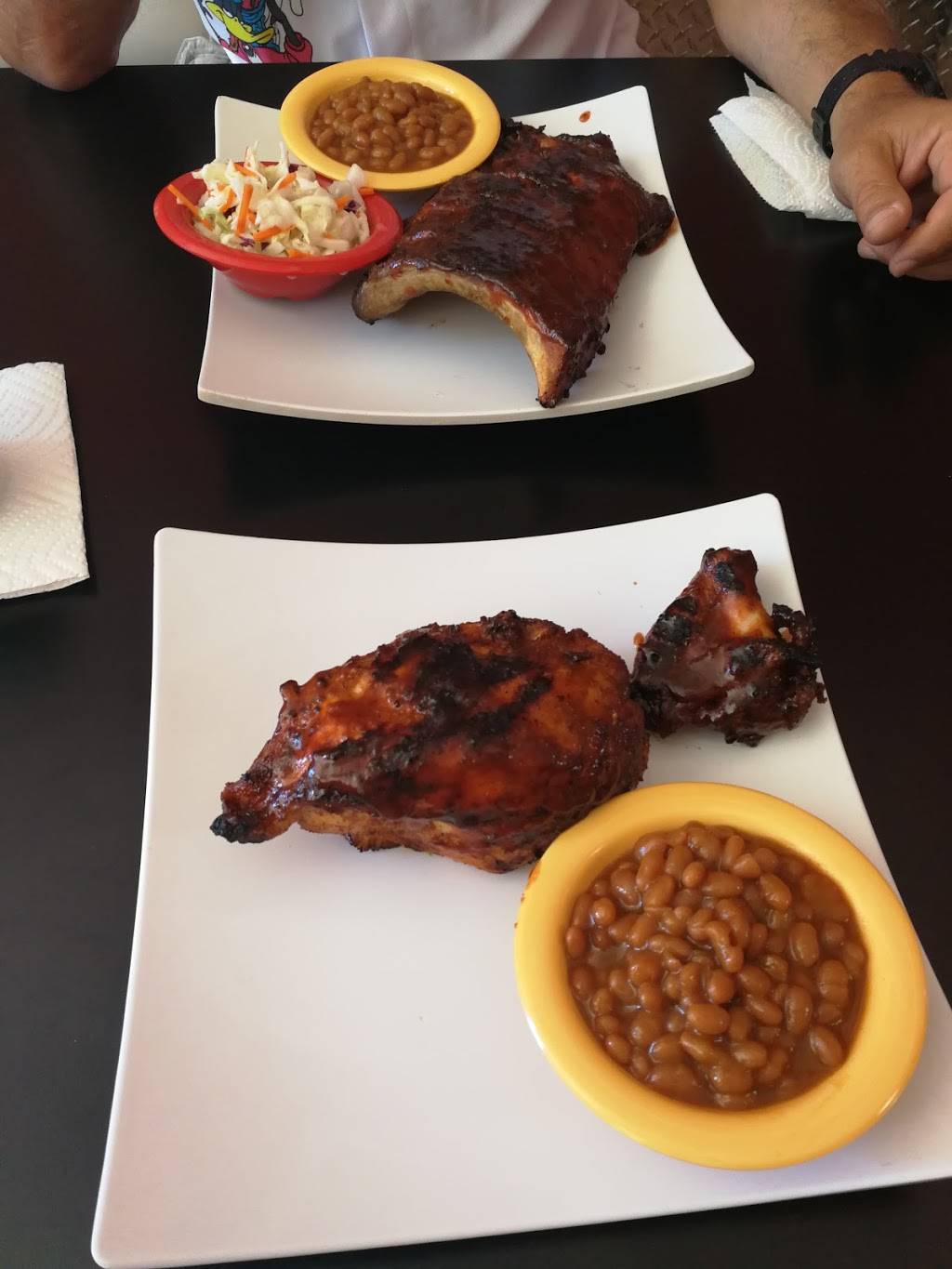 Uncle Andres BBQ | restaurant | 11715 Moorpark St, Studio City, CA 91604, USA | 8187638414 OR +1 818-763-8414