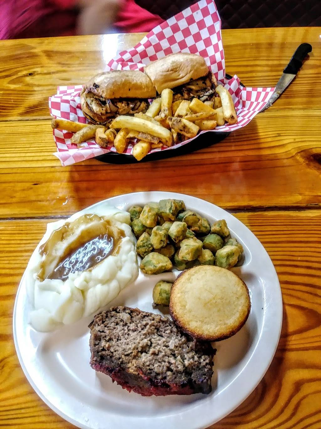 Sweet Lips Diner | restaurant | 9860 Lonesome Pine Trail, Mosheim, TN 37818, USA | 4234224220 OR +1 423-422-4220