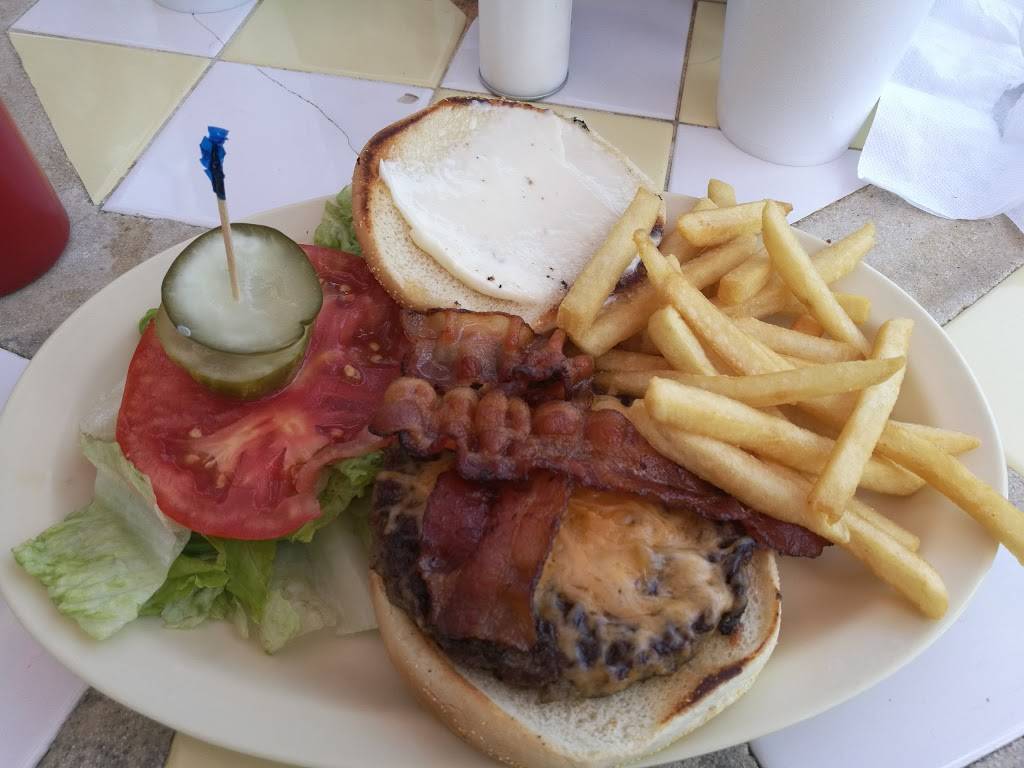 Seaside Grill | restaurant | 4200 Ocean Dr, Vero Beach, FL 32963, USA | 7725595595 OR +1 772-559-5595