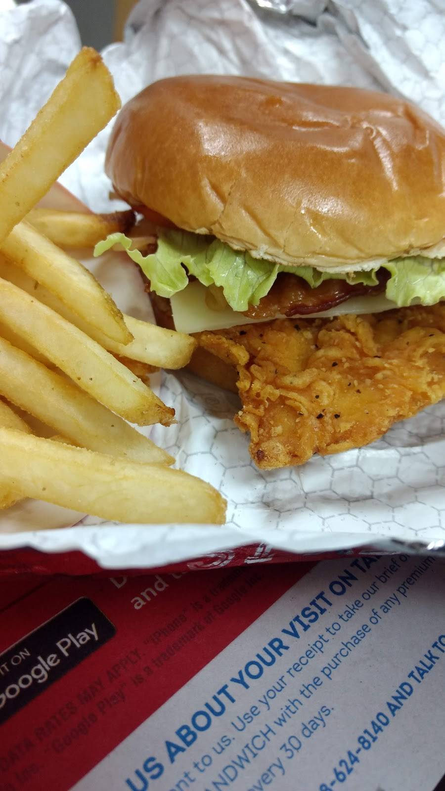 Wendys | restaurant | 2901 Lindbergh Blvd, Springfield, IL 62704, USA | 2175465516 OR +1 217-546-5516
