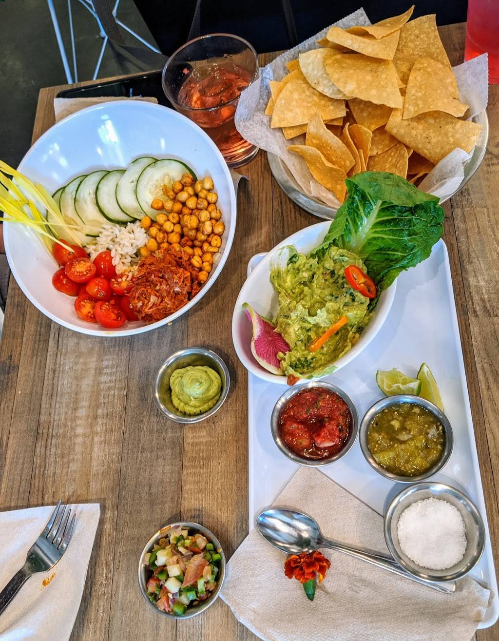 TOLUCA Organic (Uptown Dallas) | restaurant | 2600 Cedar Springs Rd, Dallas, TX 75201, USA | 2146007927 OR +1 214-600-7927