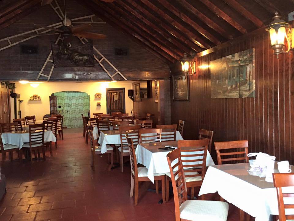 El Porton de la Flaca | restaurant | 1460 NW 107th Ave suite b, Doral, FL 33172, USA | 3054189422 OR +1 305-418-9422