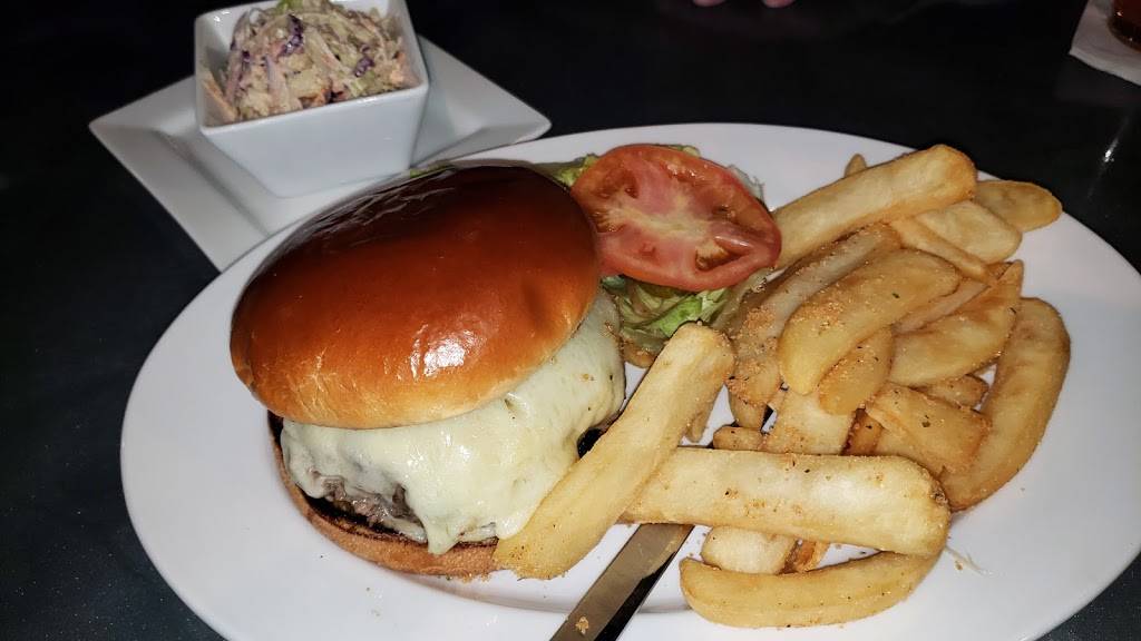 Lentinis Public House | restaurant | 32456 Gratiot Ave, Roseville, MI 48066, USA | 5862043376 OR +1 586-204-3376