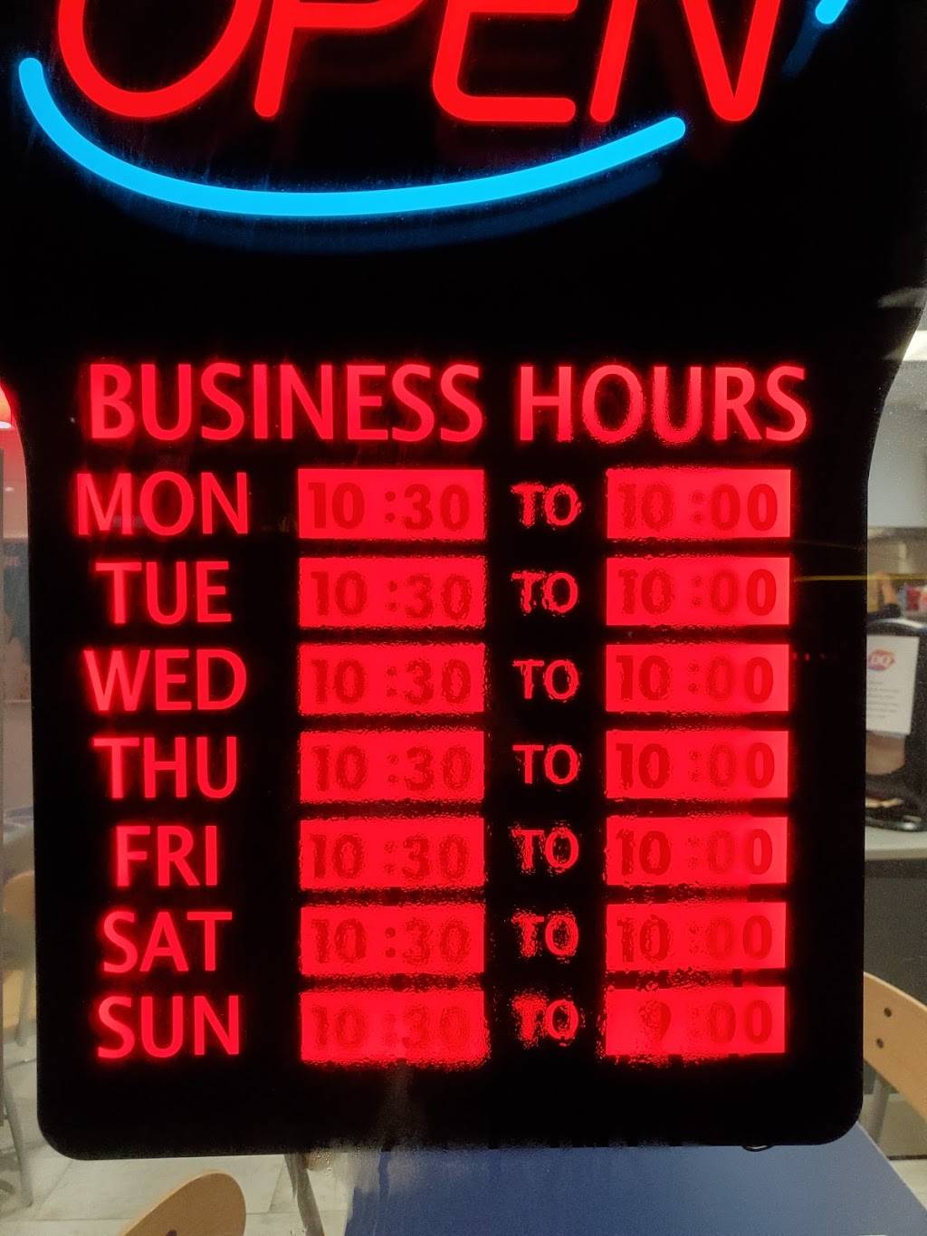 Dairy Queen | restaurant | 1015 Golf Links Rd, Ancaster, ON L9K 1L6, Canada | 9053046844 OR +1 905-304-6844