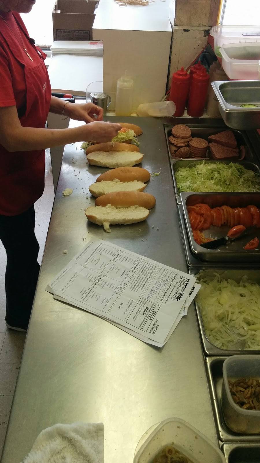 Princess Submarines | restaurant | 12 Main St N, Hagersville, ON N0A 1H0, Canada | 9057681466 OR +1 905-768-1466