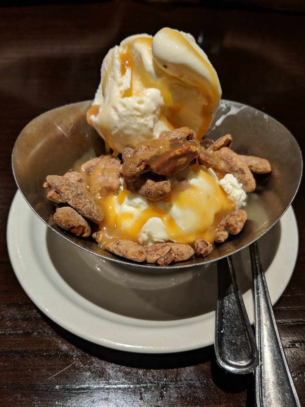 Carrabbas Italian Grill | restaurant | 2471 Park Ave, Easton, PA 18045, USA | 6102585326 OR +1 610-258-5326