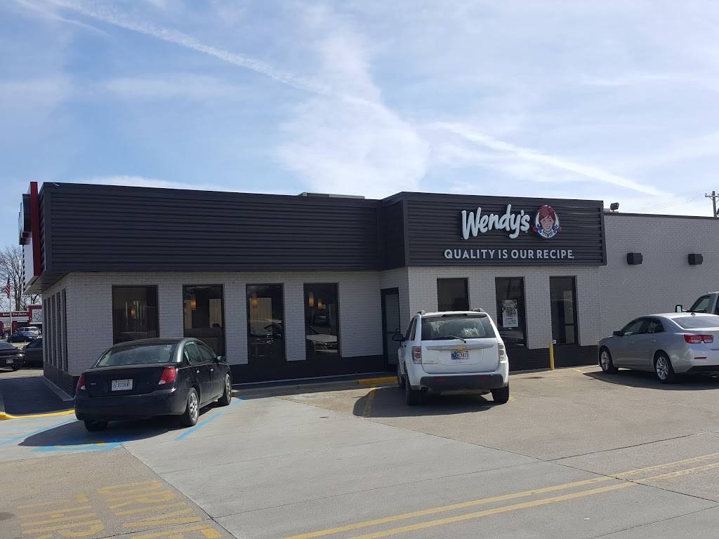 Wendys | restaurant | 1551 E Wabash St, Frankfort, IN 46041, USA | 7656592811 OR +1 765-659-2811