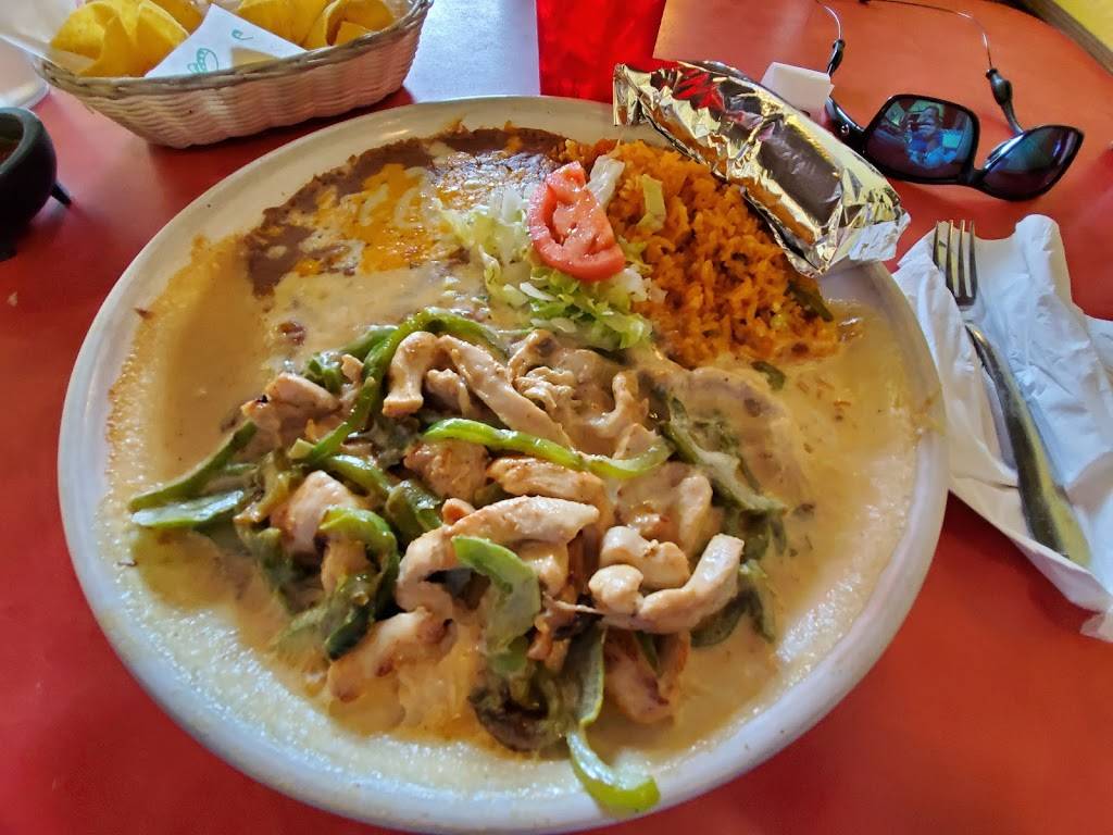 Tapatio Mexican Grill | restaurant | 1810 4th St SW Ste 104, Waverly, IA 50677, USA | 3193521292 OR +1 319-352-1292