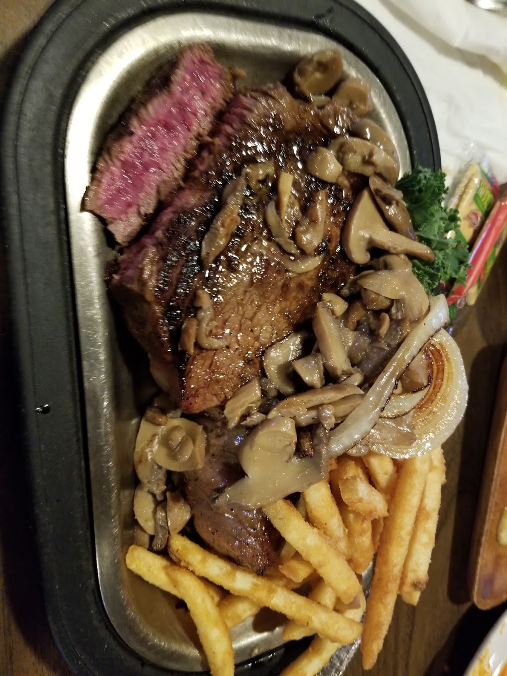 Knotty Pine Supper Club | restaurant | 1014 Co Hwy 10, Elkton, SD 57026, USA | 5075483781 OR +1 507-548-3781