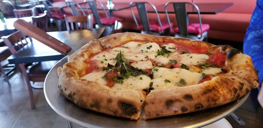 F&D Woodfired Italian Kitchen | restaurant | 1000 W State Rd 434, Longwood, FL 32750, USA | 3212957216 OR +1 321-295-7216