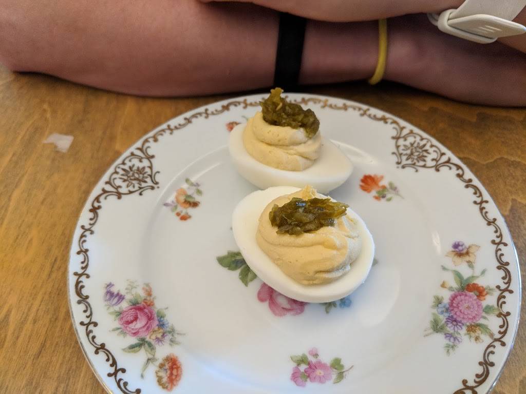 frenchish | restaurant | 3509 Central Ave NE, Albuquerque, NM 87106, USA | 5054335911 OR +1 505-433-5911