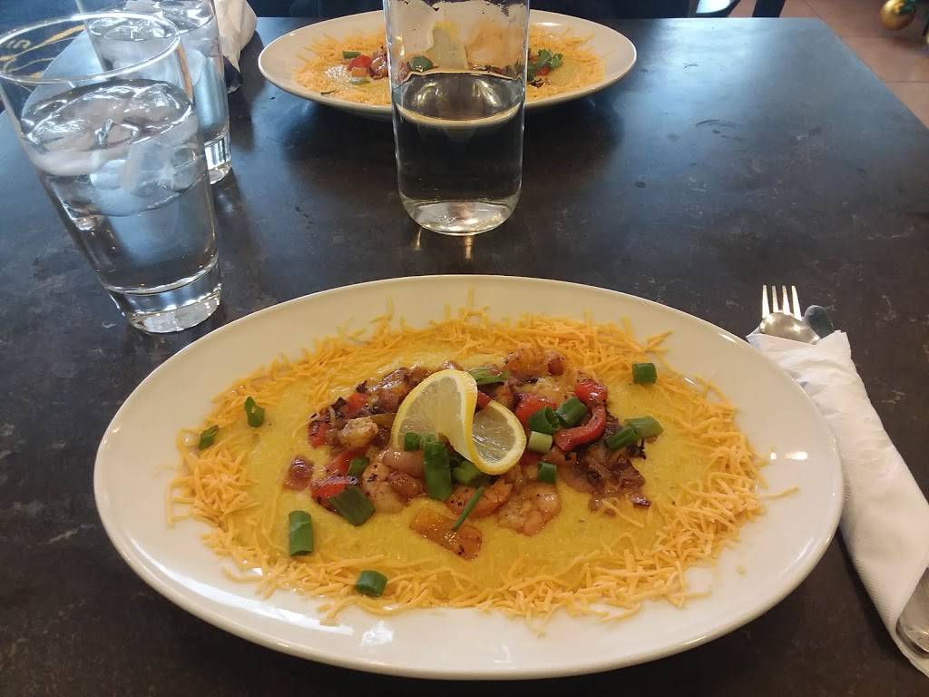 Guliets Bistro | restaurant | 3649 Canfield Rd, Canfield, OH 44406, USA | 3303308757 OR +1 330-330-8757