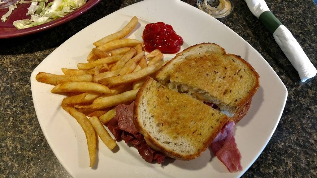 The Corner Cafe | restaurant | 101 N Hill St, Griffin, GA 30223, USA | 6785724222 OR +1 678-572-4222