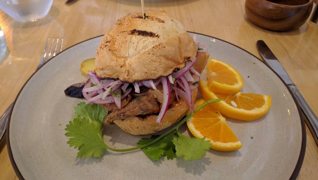 Llama Restaurant | restaurant | 415 Anastasia Blvd, St. Augustine, FL 32080, USA | 9048191760 OR +1 904-819-1760