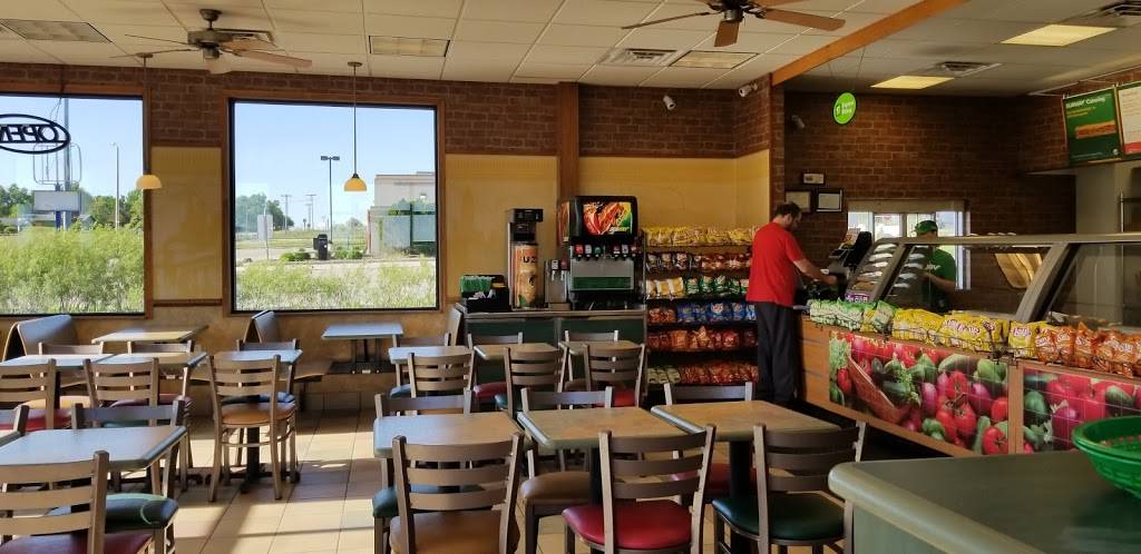 Subway | restaurant | 03102 Mid Toll Boulevard #49, Edon, OH 43518, USA | 4194594367 OR +1 419-459-4367
