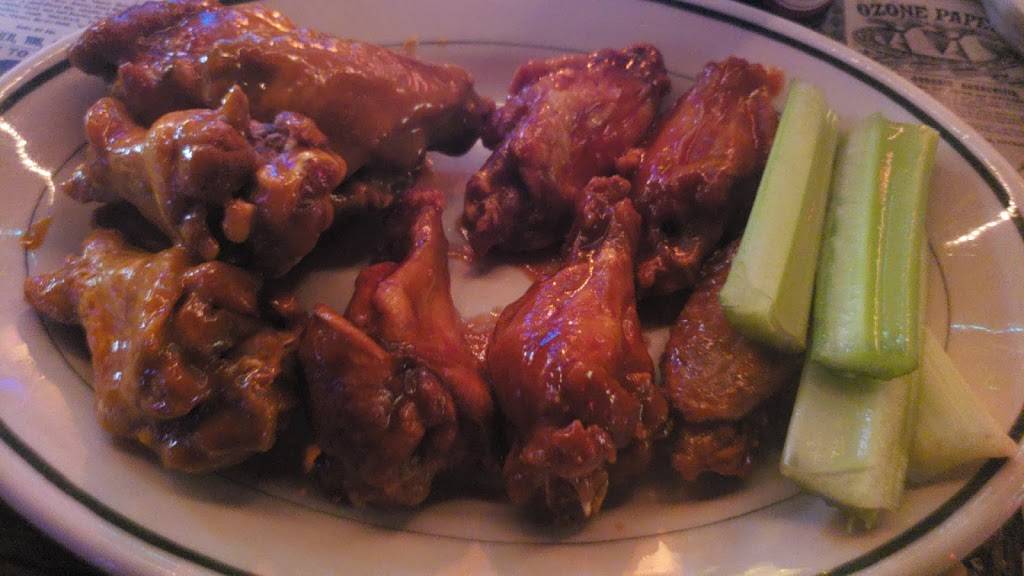 Wagon Wheel Restaurant | restaurant | 7201 Niagara Falls Blvd, Niagara Falls, NY 14304, USA | 7162839861 OR +1 716-283-9861