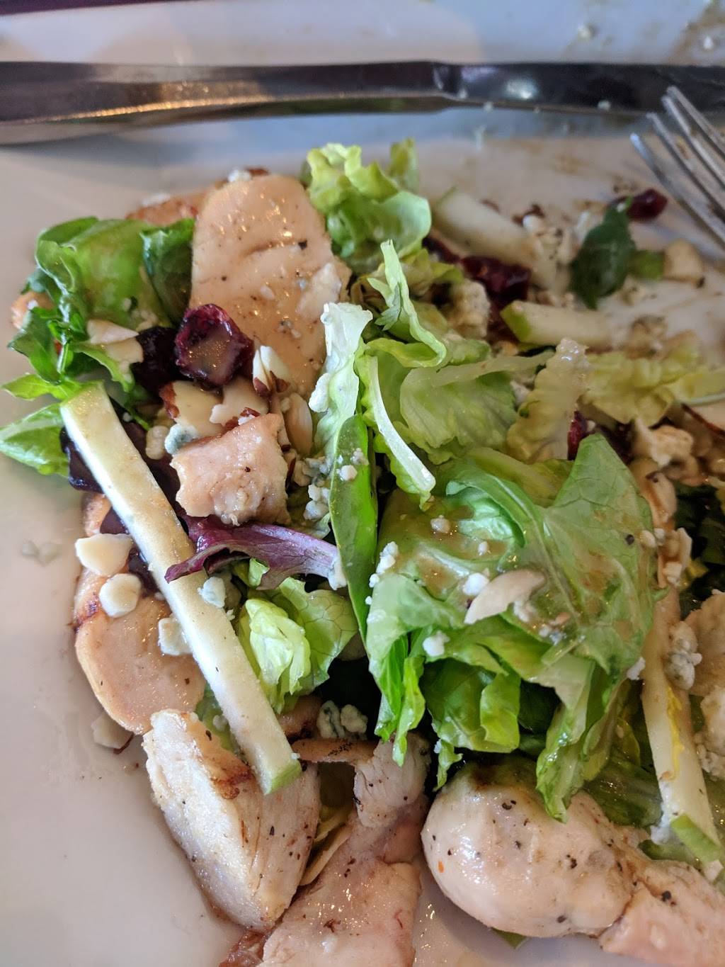 Casa Nova | restaurant | 833 River Rd, Shelton, CT 06484, USA | 2039299800 OR +1 203-929-9800