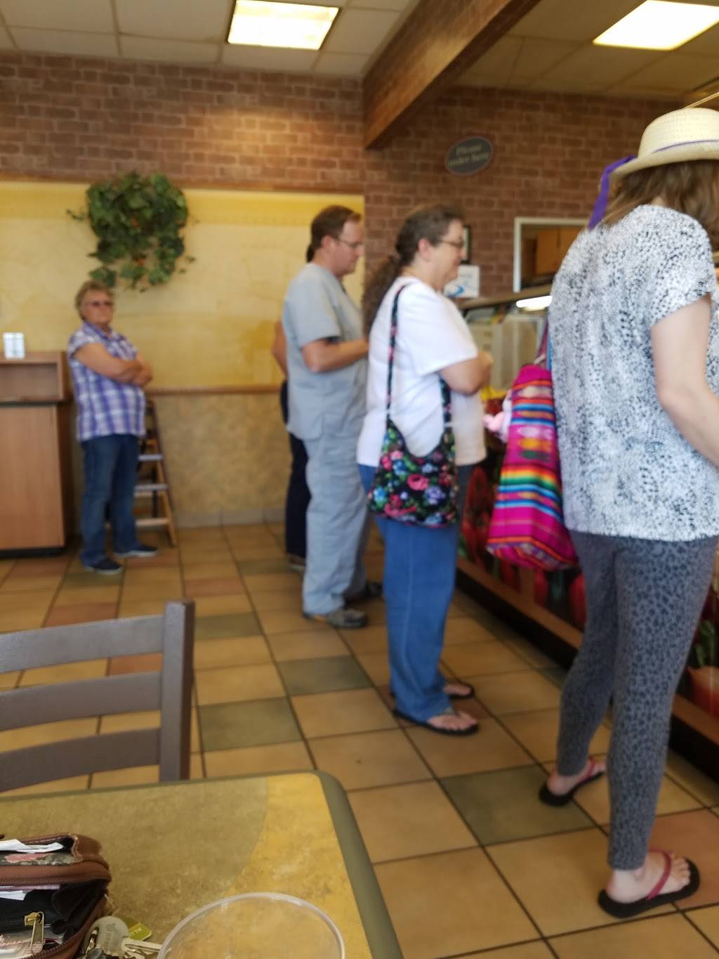 Subway | meal takeaway | 972 N Main St, Spanish Fork, UT 84660, USA | 8017940700 OR +1 801-794-0700