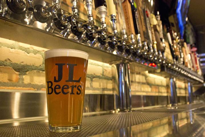 JL Beers Burnsville | restaurant | 1230 County Rd 42 W, Burnsville, MN 55337, USA | 9524566939 OR +1 952-456-6939