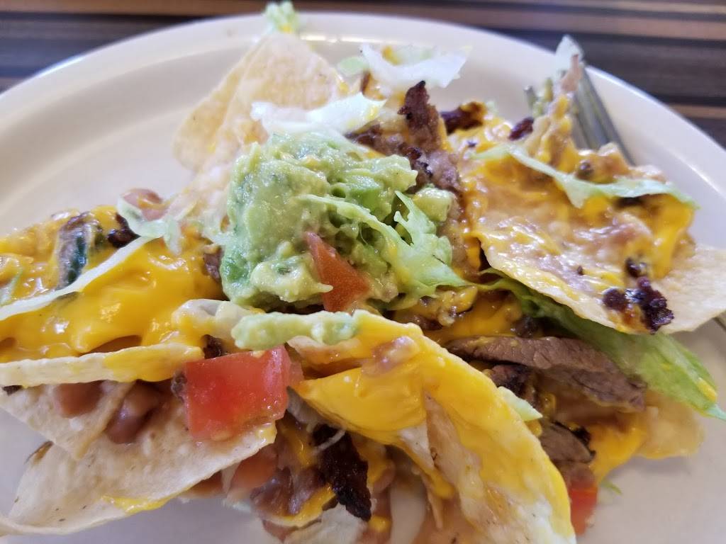 Toms Burgers 27 | restaurant | 37959 47th St E, Palmdale, CA 93552, USA | 6615332777 OR +1 661-533-2777