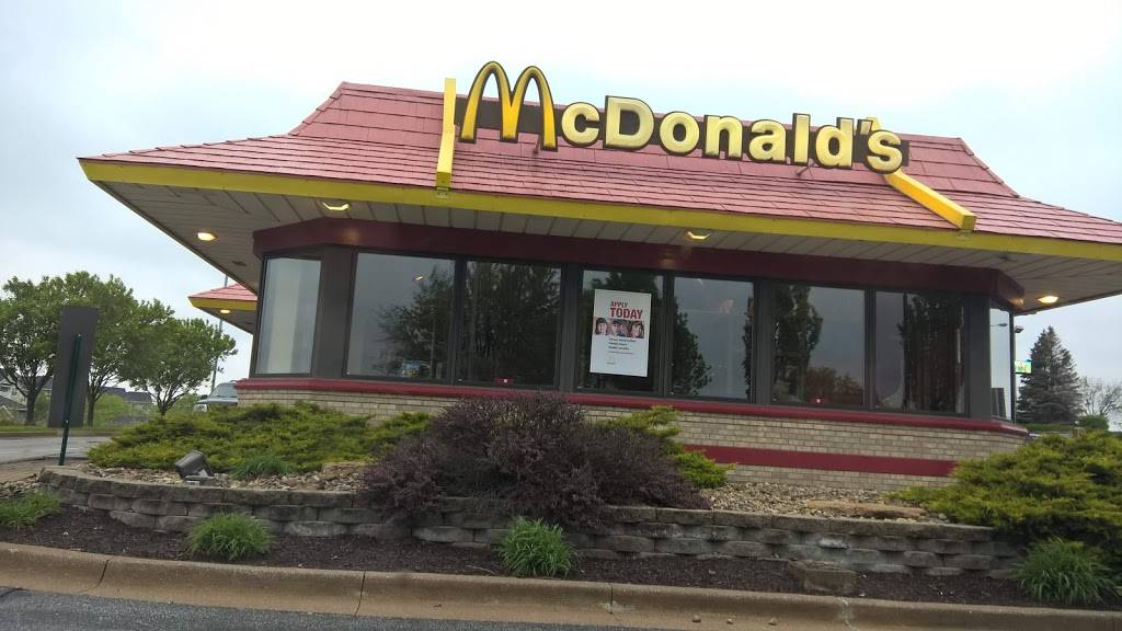 McDonalds | cafe | 5002 Welcome Way, Davenport, IA 52806, USA | 5633863836 OR +1 563-386-3836