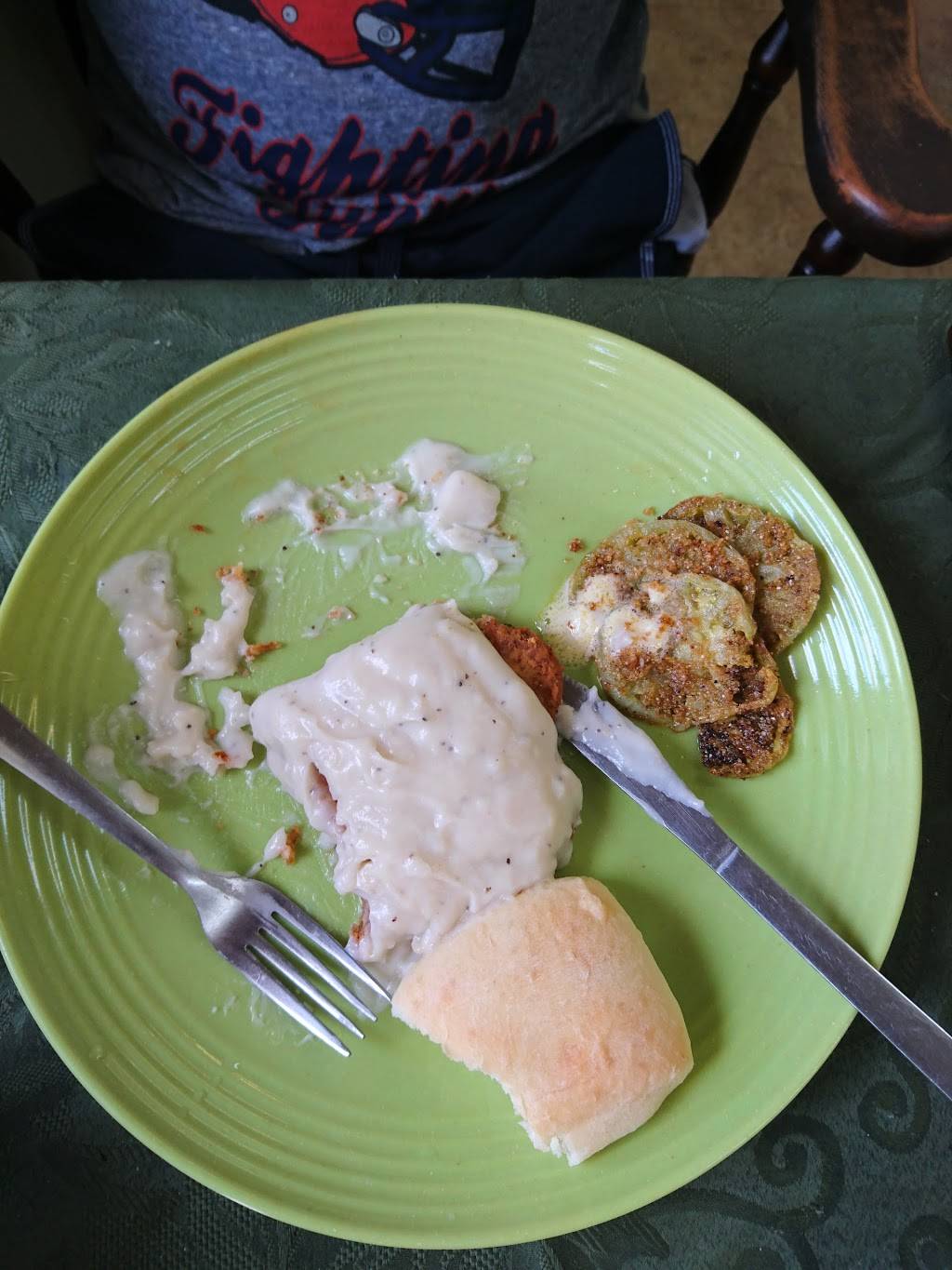 Libbys Cakes Catering & Deli | restaurant | 129 Lothbury Ave, Middlesboro, KY 40965, USA | 6062423235 OR +1 606-242-3235