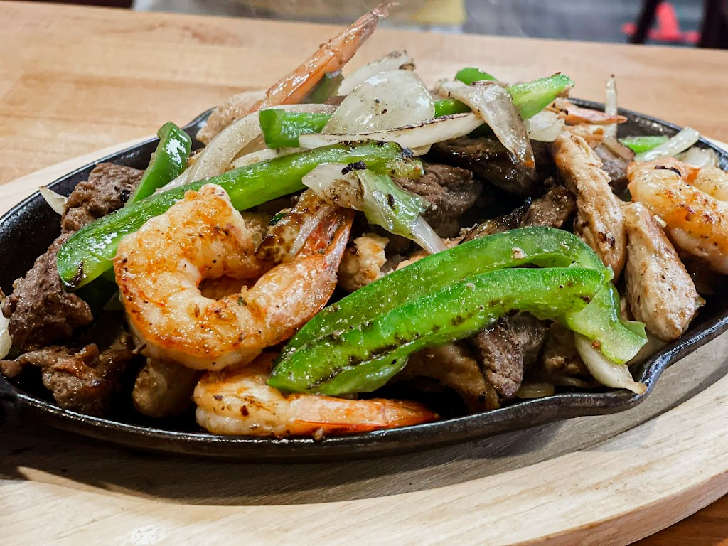 Mexi & Pizza Kendall | restaurant | 12388 SW 127th Ave, Miami, FL 33186, USA | 3052321091 OR +1 305-232-1091