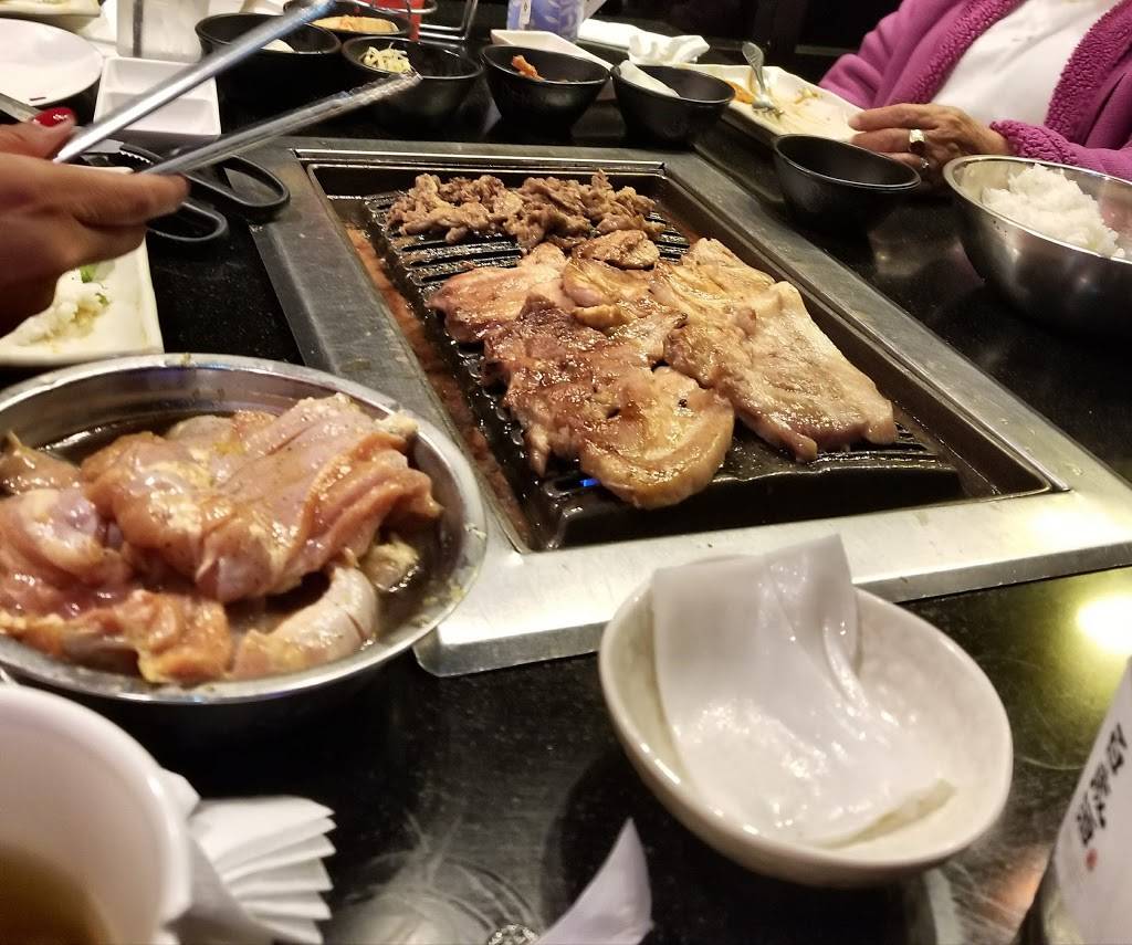 Red Palace Korean BBQ Restaurant | restaurant | 19105 Bloomfield Ave, Cerritos, CA 90703, USA | 5628608867 OR +1 562-860-8867
