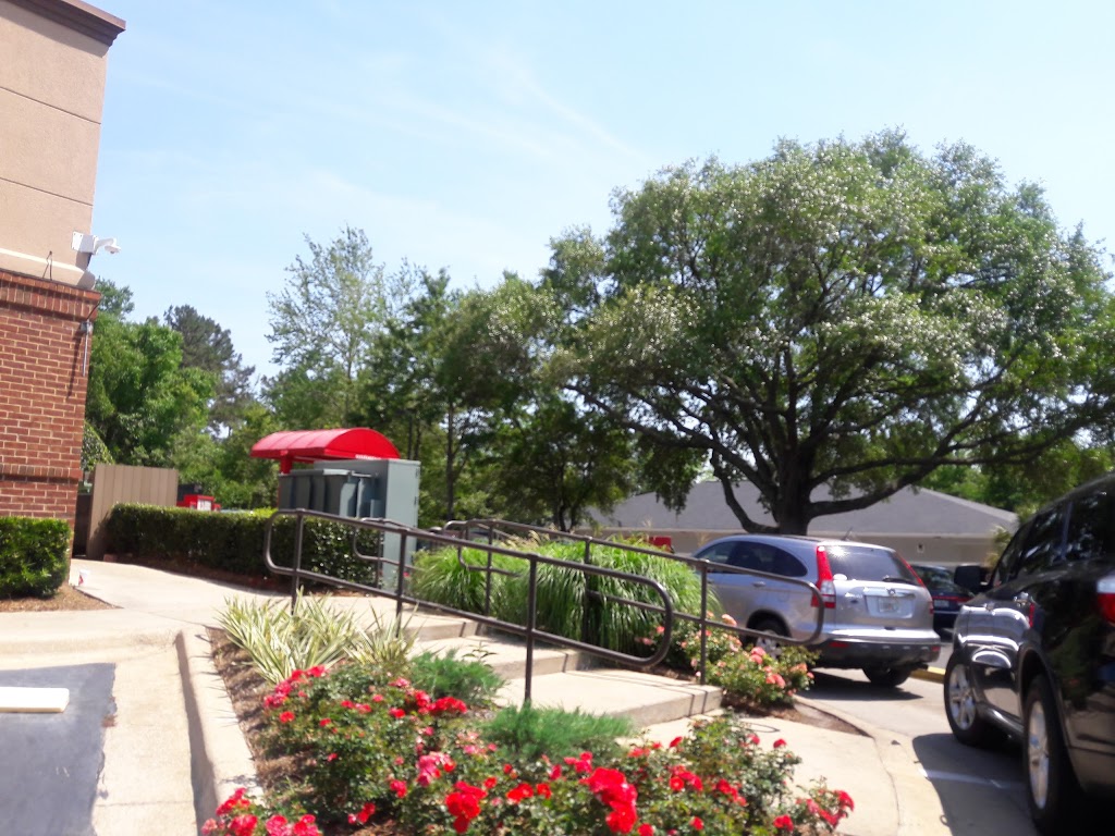 Chick-fil-A | restaurant | 2136 N Monroe St, Tallahassee, FL 32303, USA | 8503850599 OR +1 850-385-0599