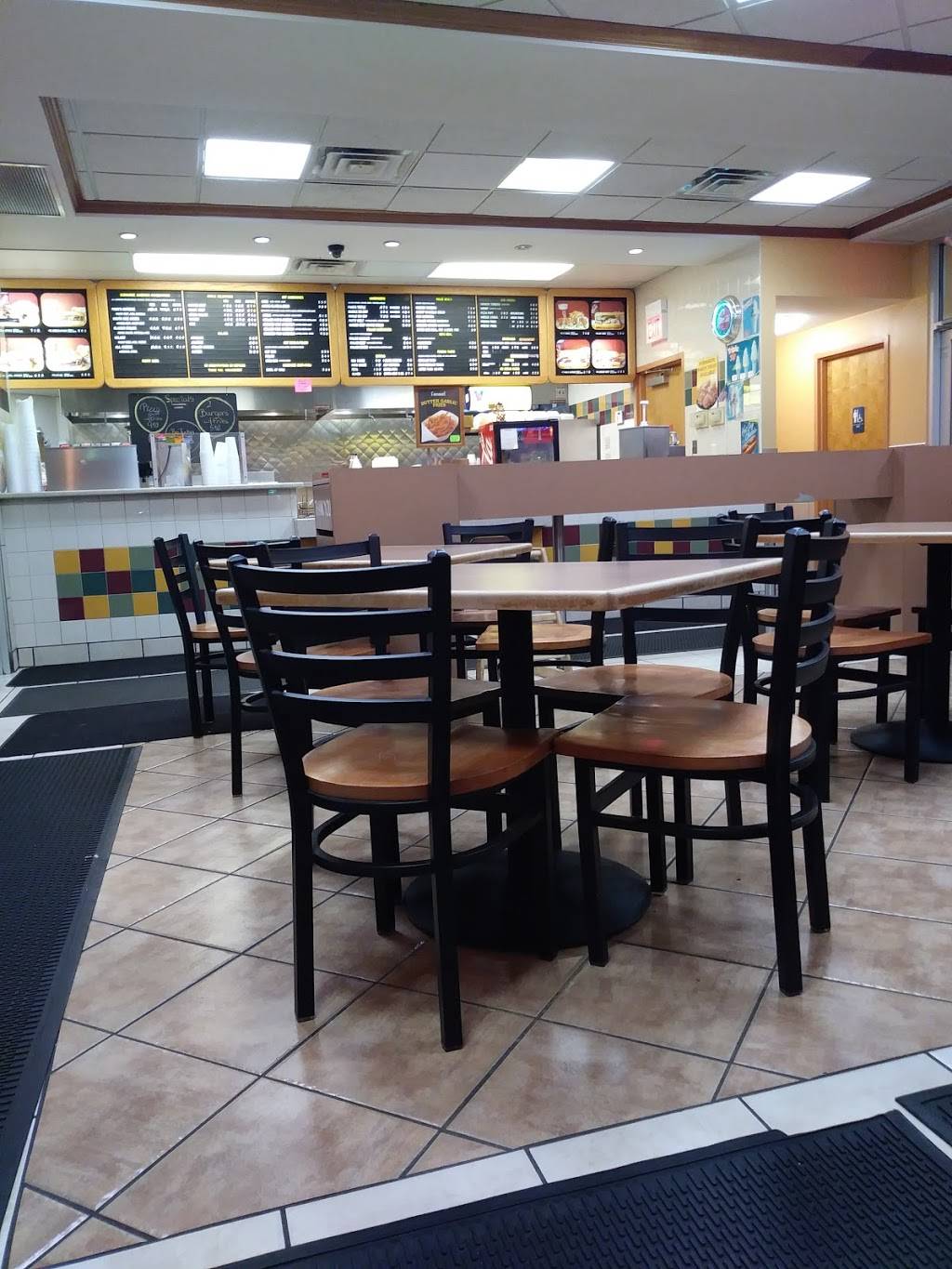 Panos Big Boy | restaurant | 732 Burnham Ave, Calumet City, IL 60409, USA | 7088915530 OR +1 708-891-5530