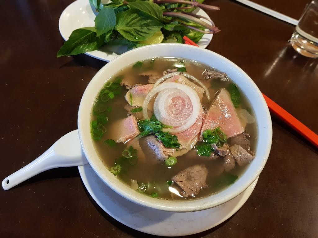 VII Asian Bistro | restaurant | 2900 N Classen Blvd G, Oklahoma City, OK 73106, USA | 4056042939 OR +1 405-604-2939