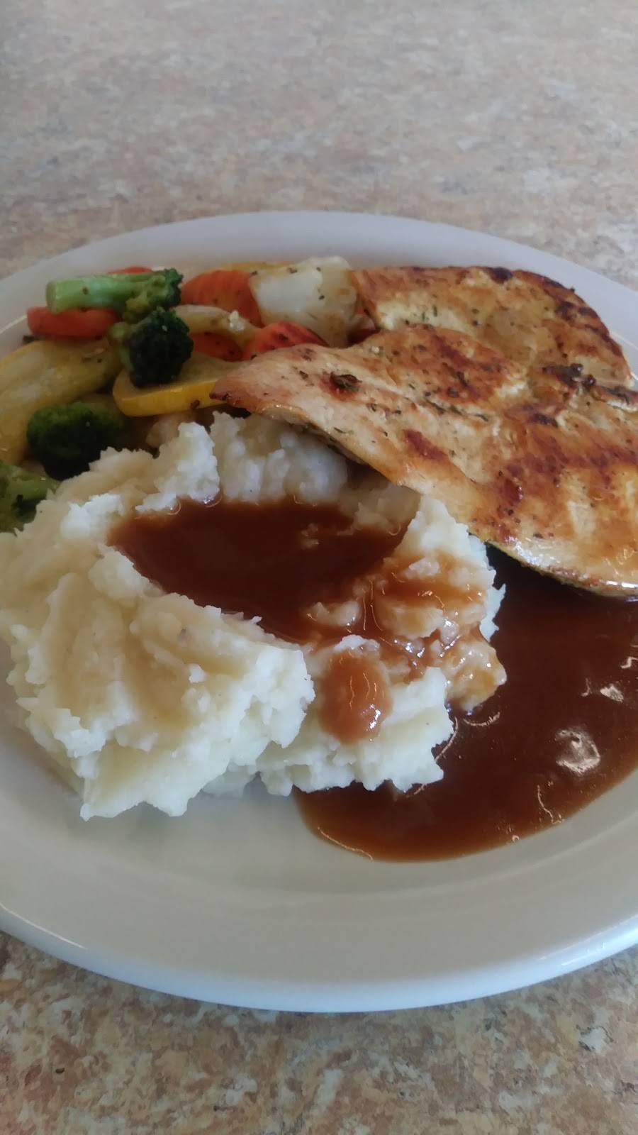 Chris New Orleans Kitchen | restaurant | 1260 Rumrill Blvd, San Pablo, CA 94806, USA | 5102359117 OR +1 510-235-9117