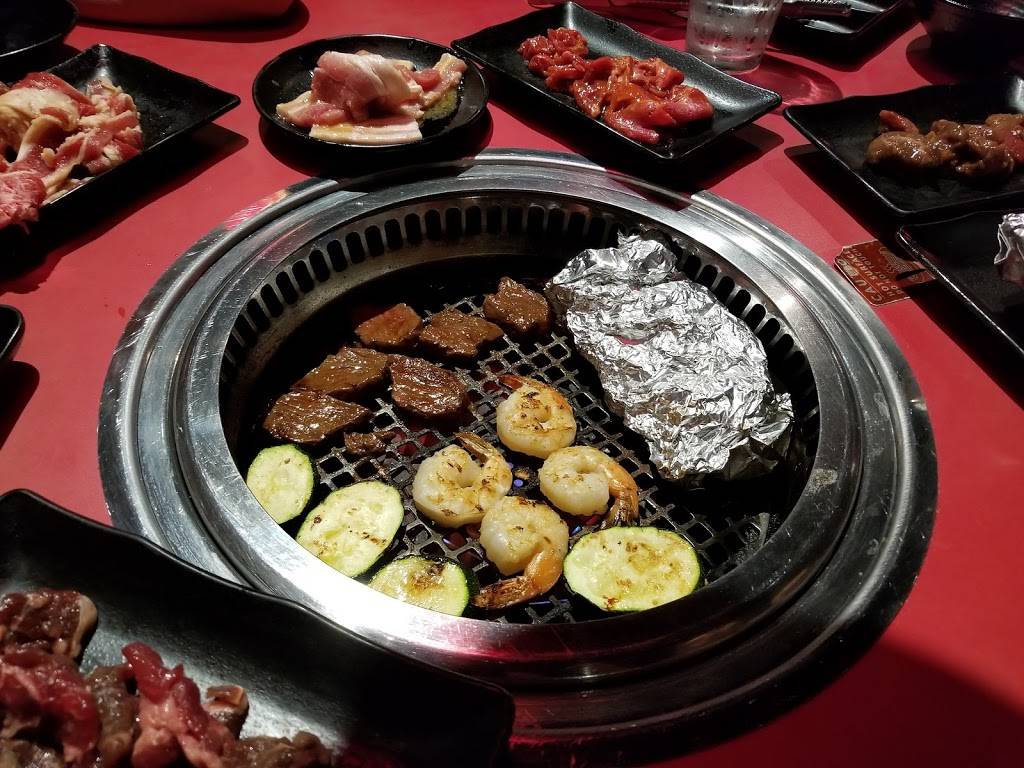 Gyu-Kaku Japanese BBQ | restaurant | 70 W Green St, Pasadena, CA 91105, USA | 6264054842 OR +1 626-405-4842