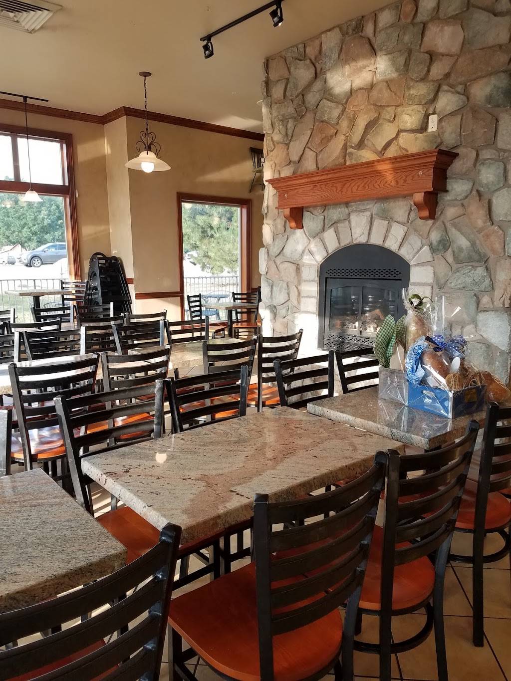 Kneaders Bakery & Cafe | bakery | 962 UT-151, South Jordan, UT 84095, USA | 8014460888 OR +1 801-446-0888